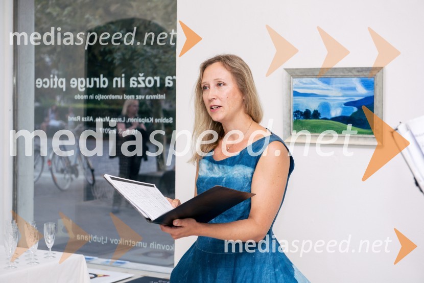  Laura Murto, umetnica, učiteljica likovne umetnostiModra roža in druge ptice, otvoritev razstave