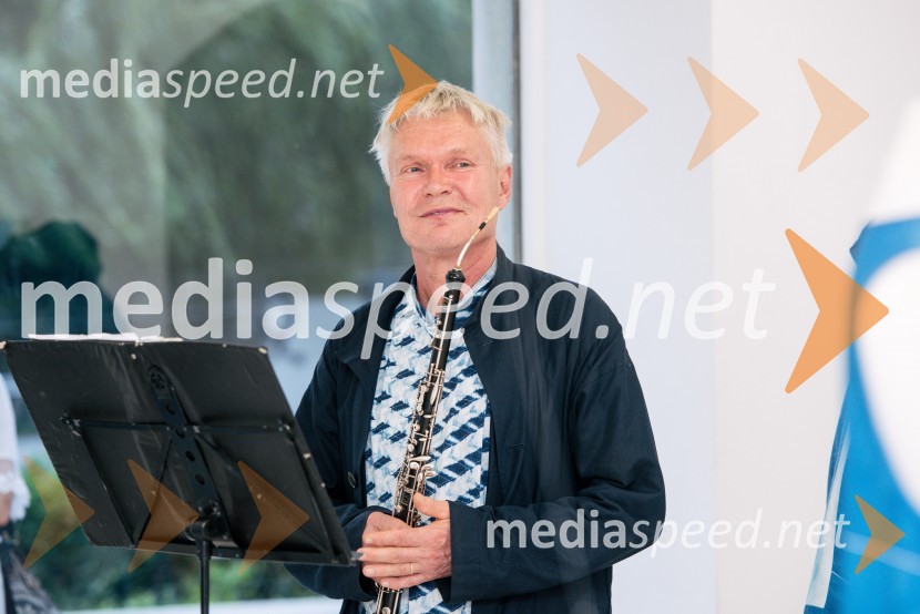  Tuomas Kaipainen, glasbenikModra roža in druge ptice, otvoritev razstave