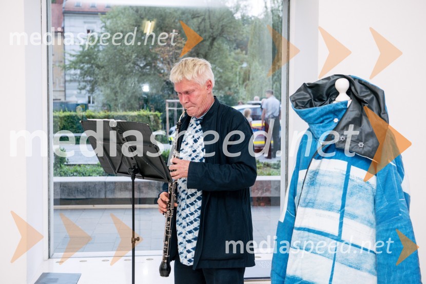  Tuomas Kaipainen, glasbenikModra roža in druge ptice, otvoritev razstave