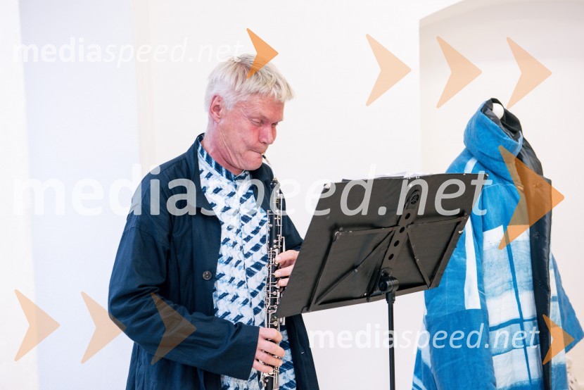  Tuomas Kaipainen, glasbenikModra roža in druge ptice, otvoritev razstave