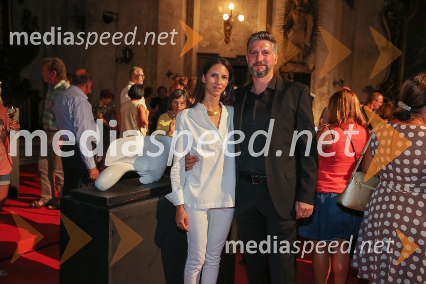  Marija Nemec;  Primož Nemec, galeristHommage Negovanu Nemcu: Trideset let pozneje, otvoritev razstave