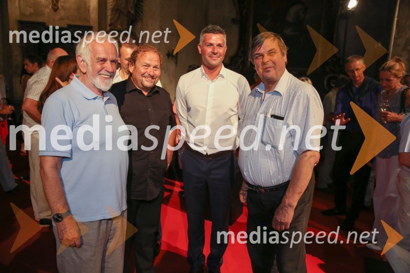  Mitja Meršol, novinar in politik;  Darko  Brlek, direktor in umetniški vodja, Festival Ljubljana;  Matjaž Nemec, podpredsednik državnega zbora in politik Socialnih demokratov Matjaž Nemec;  Brane  Kovič, likovni kritikHommage Negovanu Nemcu: Trideset let pozneje, otvoritev razstave