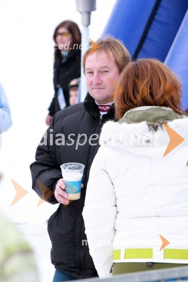 Bojan Križaj, nekdanji smučarX-plosion of fun: Veleslalom slovenskih glasbenih zvezdnikov