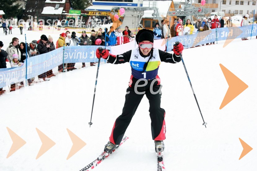 Irena Vrčkovnik, pevkaX-plosion of fun: Veleslalom slovenskih glasbenih zvezdnikov