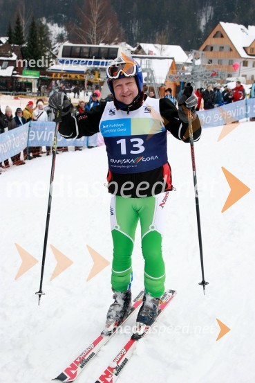 Gorazd Elvič - Gogi, športni novinar in član skupine Čudežna poljaX-plosion of fun: Veleslalom slovenskih glasbenih zvezdnikov