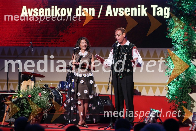  Betka Šuhel Mikolič, mentorica nastopanja v javnosti, radijska in televizijska voditeljica, podjetje BPR;  Klemen KoširFestival Avsenik 2017, sobota