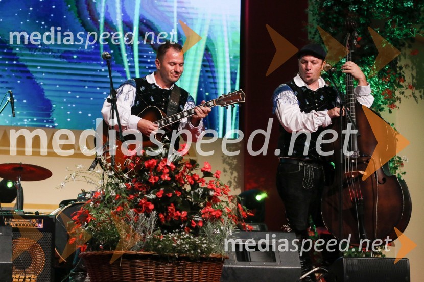  Peter Oset, glasbenik, skupina Modrijani;  Franjo  Oset, glasbenik, skupina ModrijaniFestival Avsenik 2017, sobota