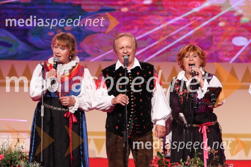  Joži Kališnik, pevka, Avsenikov tercet;  Alfi Nipič, pevec;  Jožica Svete, pevka, Avsenikov tercetFestival Avsenik 2017, sobota