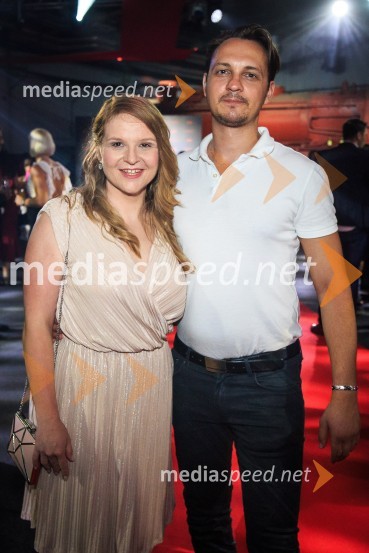  Alma Rahne, novinarka;  Blaž Setnikar, igralecPOP Promenada 2017