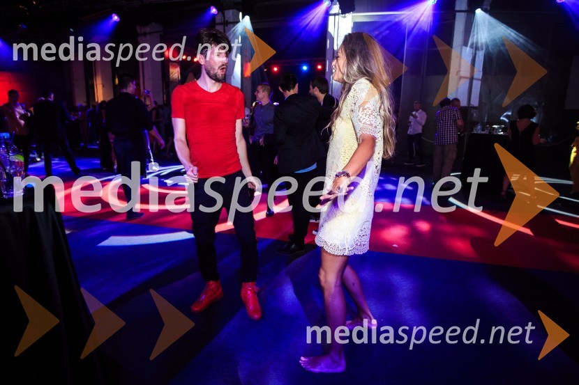  Tomaž Mihelič - Marlenna, član skupine Sestre;  Iryna Osypenko, menekenkaPOP Promenada 2017