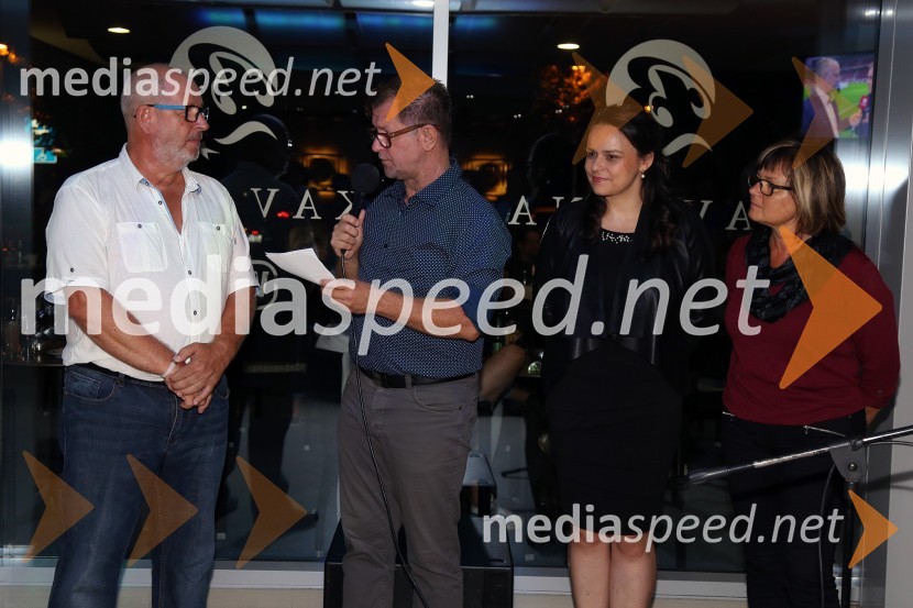  Rajko Ferk, slikar;  ... ;  Maja Fabijan, slikarka;  Irena Ferk, slikarkaOtvoritev likovne razstave z naslovom Mir