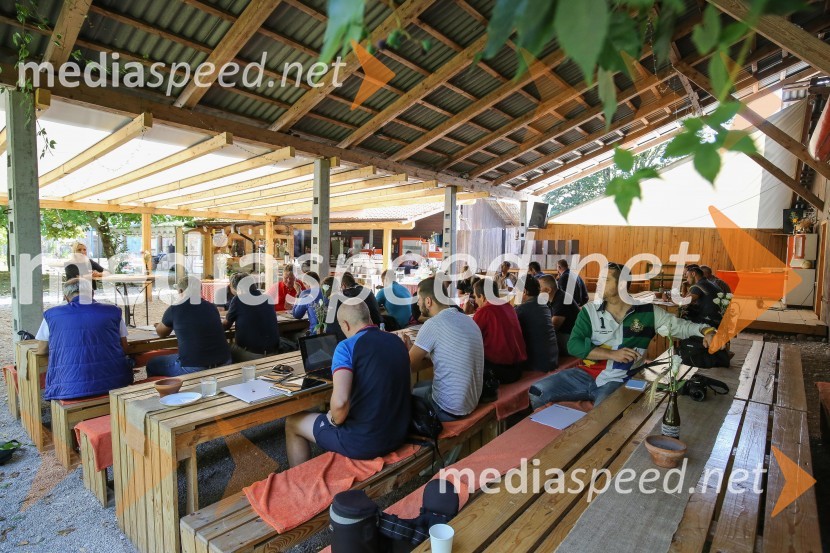  Dijana Pajnkihar, vodja marketinga, Hyundai Avto TradeHyundai i30 Wagon, predstavitev nove generacije