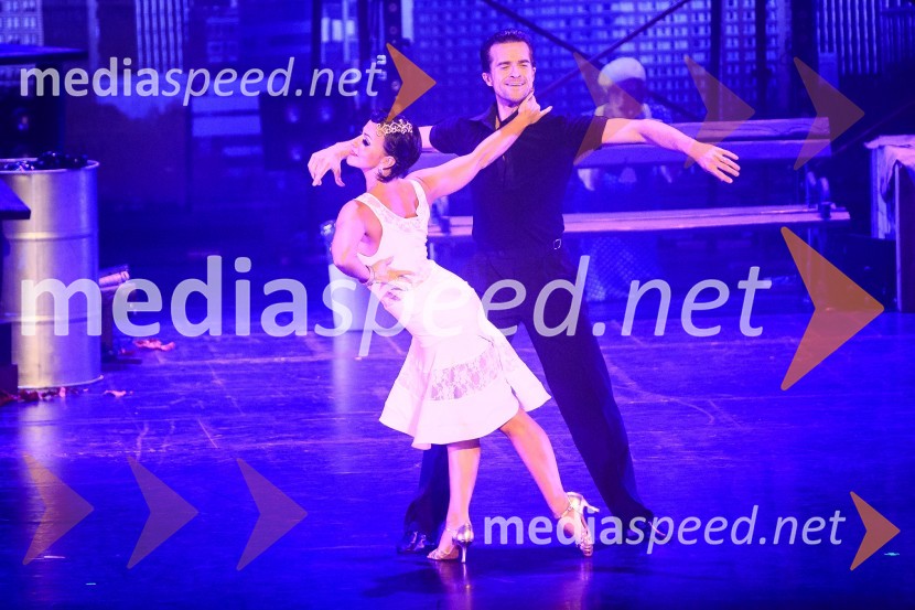  Melinda Törökgyörgy Škufca, plesalka;  Andrej Škufca, štirikratni svetovni plesni prvak in plesni sodnikDance Amore, plesni spektakel