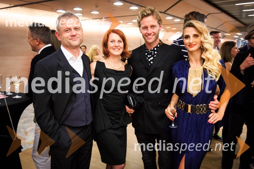  Damjan Küzmič, poslovnež;  Katarina Venturini, nekdanja plesalka;  Trent  Whiddon, plesalec;  Gordana Grandošek Whiddon, plesalka, lastnica blagovne znamke GGWDance Amore, plesni spektakel
