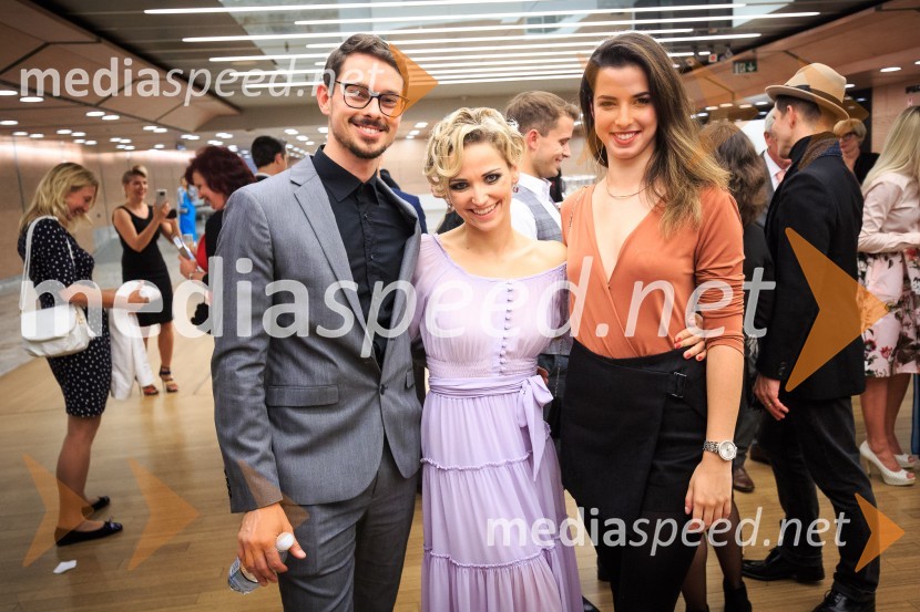  ... ;  Jagoda Batagelj, plesalka;  Valeriya Musina, plesalkaDance Amore, plesni spektakel