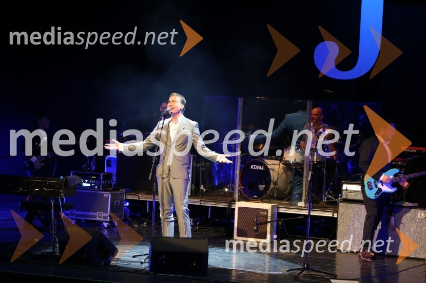  Jan Plestenjak, pevecJan Plestenjak, koncert