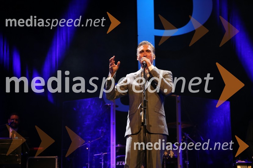  Jan Plestenjak, pevecJan Plestenjak, koncert