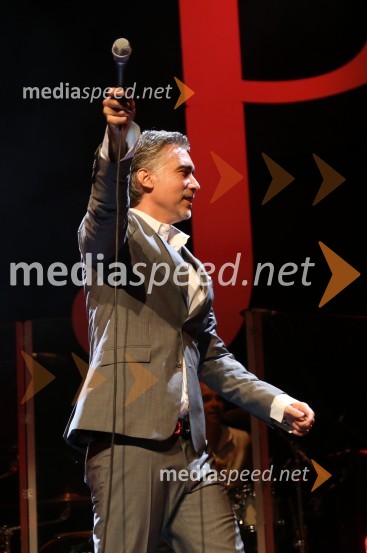  Jan Plestenjak, pevecJan Plestenjak, koncert