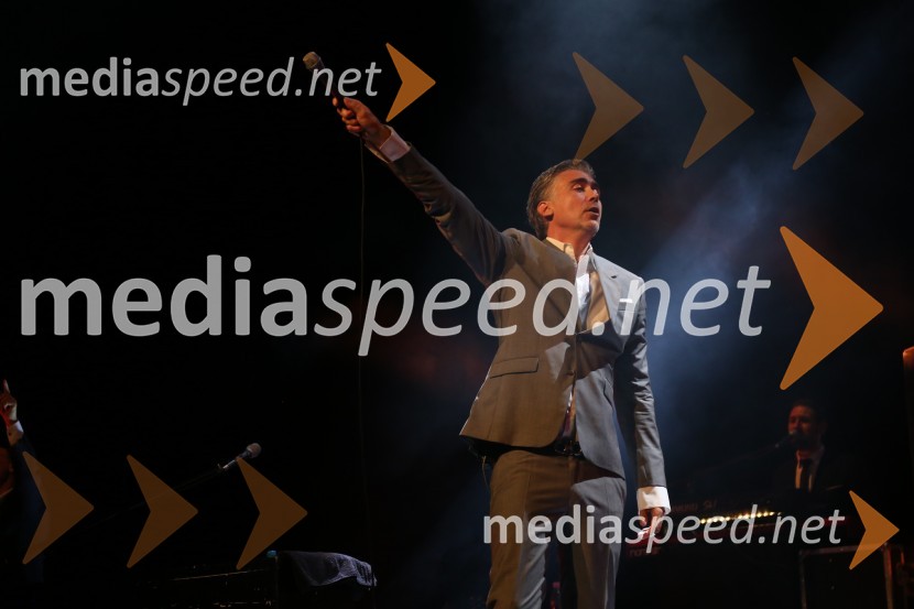  Jan Plestenjak, pevecJan Plestenjak, koncert