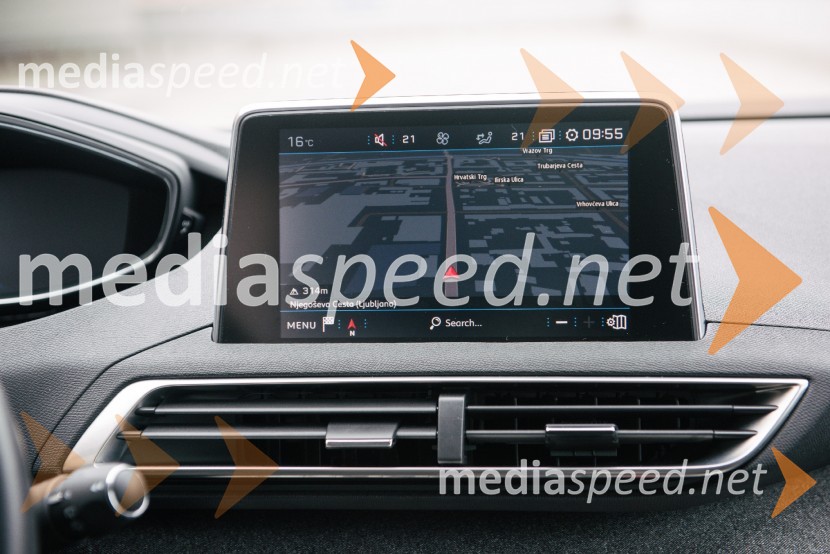 Peugeot 5008 in Peugeot 308, slovenska predstavitevPeugeot 5008 in Peugeot 308, slovenska predstavitev