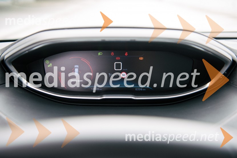 Peugeot 5008 in Peugeot 308, slovenska predstavitevPeugeot 5008 in Peugeot 308, slovenska predstavitev