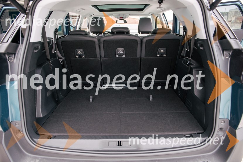 Peugeot 5008 in Peugeot 308, slovenska predstavitevPeugeot 5008 in Peugeot 308, slovenska predstavitev