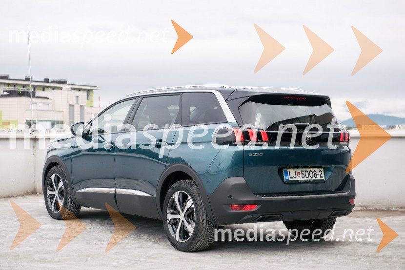 Peugeot 5008 in Peugeot 308, slovenska predstavitevPeugeot 5008 in Peugeot 308, slovenska predstavitev