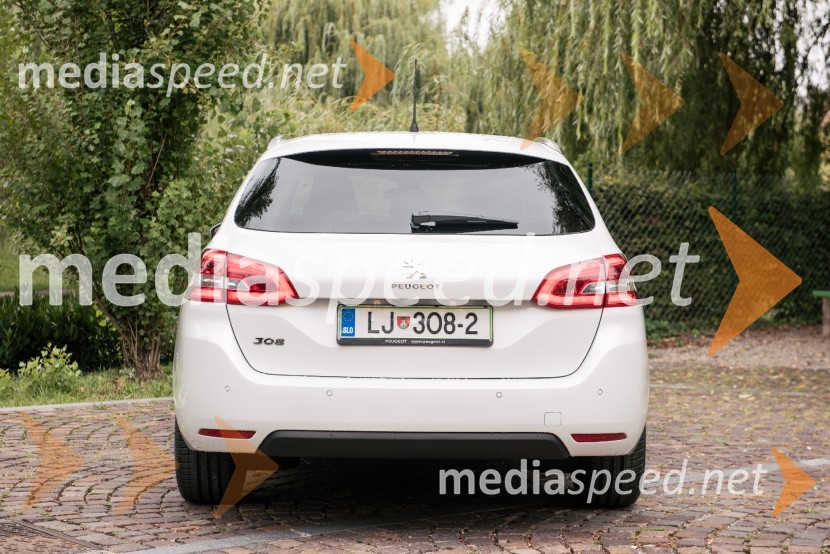 Peugeot 5008 in Peugeot 308, slovenska predstavitevPeugeot 5008 in Peugeot 308, slovenska predstavitev