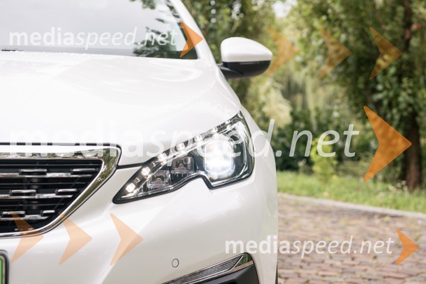 Peugeot 5008 in Peugeot 308, slovenska predstavitevPeugeot 5008 in Peugeot 308, slovenska predstavitev