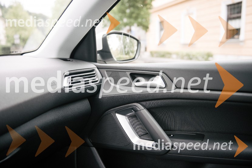 Peugeot 5008 in Peugeot 308, slovenska predstavitevPeugeot 5008 in Peugeot 308, slovenska predstavitev