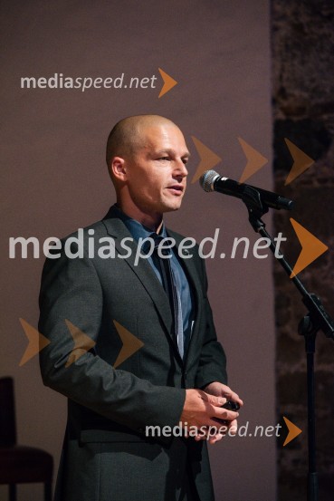  Adam Kavšek, direktor znamke PeugeotPeugeot 5008 in Peugeot 308, slovenska predstavitev