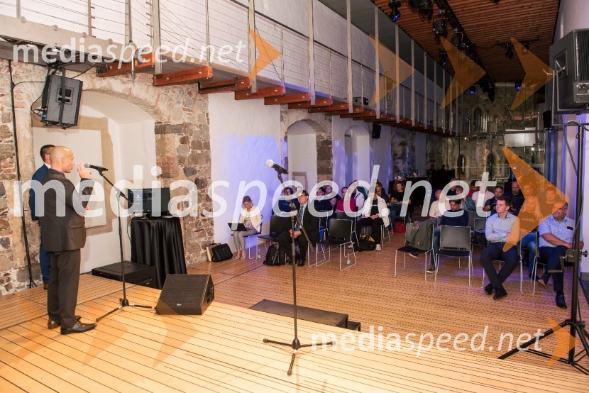 Peugeot 5008 in Peugeot 308, slovenska predstavitevPeugeot 5008 in Peugeot 308, slovenska predstavitev