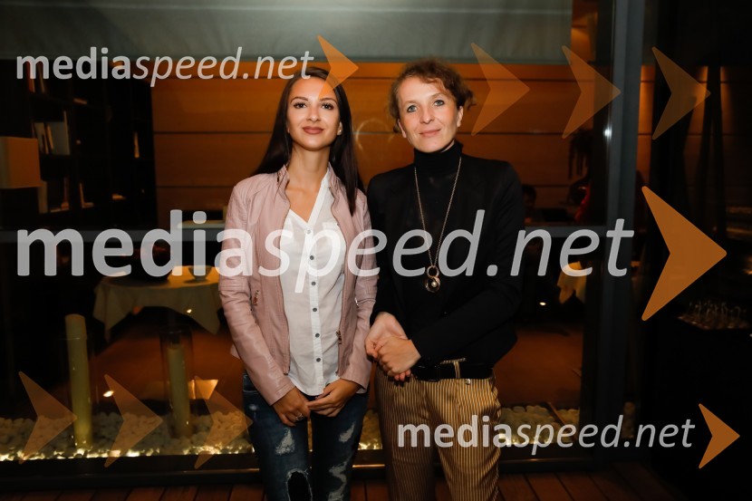  Urška Piber, Riko d.o.o.;  Polona Lovšin, Riko d.o.o.Sunny Studio Party