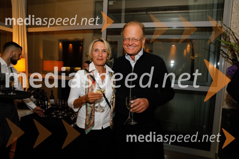 ... ;  Janez  Škrabec, direktor Riko d.o.o., predsednik Slovensko-ruskega poslovnega sveta, častni konzul BelorusijeSunny Studio Party
