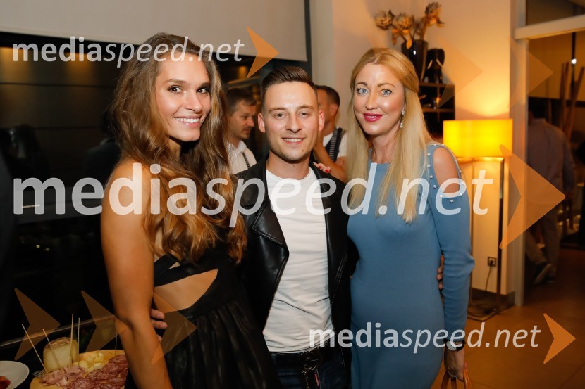  Nives Orešnik, Miss Slovenije 2012;   Kristjan Podgornik, poslovnez in lastnik blagovne znamke Golden Experience;  ... Sunny Studio Party