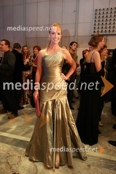 Ota Roš, moderatorka na Radiu AntenaViktorji 2007, obleke znanih Slovencev