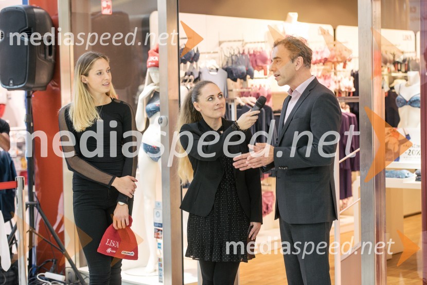  Ana Bucik Jogan, smučarka;  Barbara Pungerčič Puntar, vodja marketinga v podjetju Lisca;  Goran  Kodelja,  generalni direktor podjetja Lisca Ana Bucik, nova ambasadorka znamke Lisca