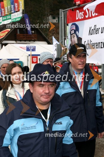 Andrej Vizjak, minister za gospodarstvo, in Dr. Milan Zver, minister za šolstvo in šport s spremljevalko Andrejo ValičFinale Svetovnega pokala v smučarskih skokih v Planici, NEDELJA