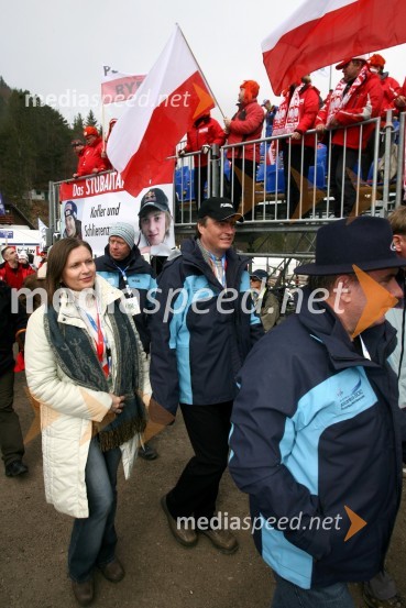 Dr. Milan Zver, minister za šolstvo in šport s spremljevalko Andrejo ValičFinale Svetovnega pokala v smučarskih skokih v Planici, NEDELJA