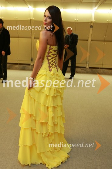 Iris Mulej, Miss Slovenije 2006Viktorji 2007, obleke znanih Slovencev