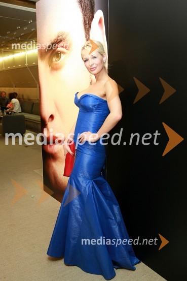 Maja KljunViktorji 2007, obleke znanih Slovencev