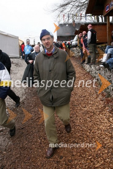 Lojze Peterle, evroposlanec
	Finale Svetovnega pokala v smučarskih skokih v Planici, NEDELJA