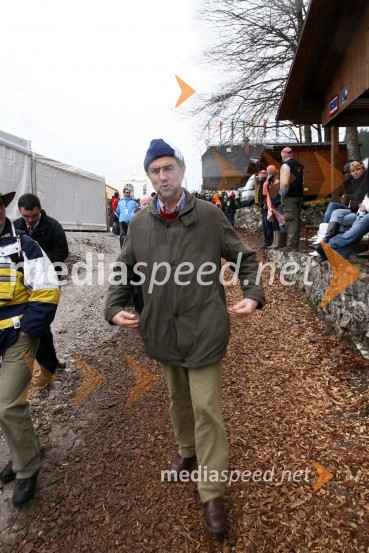 Lojze Peterle, evroposlanec
	Finale Svetovnega pokala v smučarskih skokih v Planici, NEDELJA