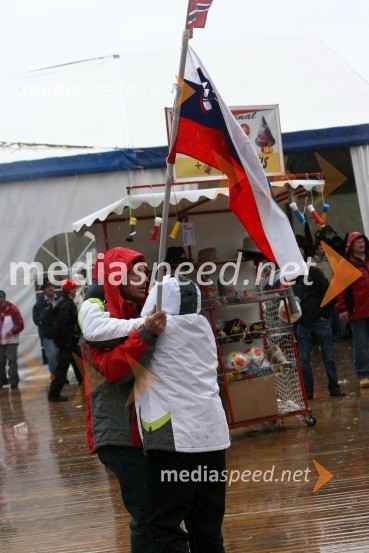 ObiskovalciFinale Svetovnega pokala v smučarskih skokih v Planici, NEDELJA