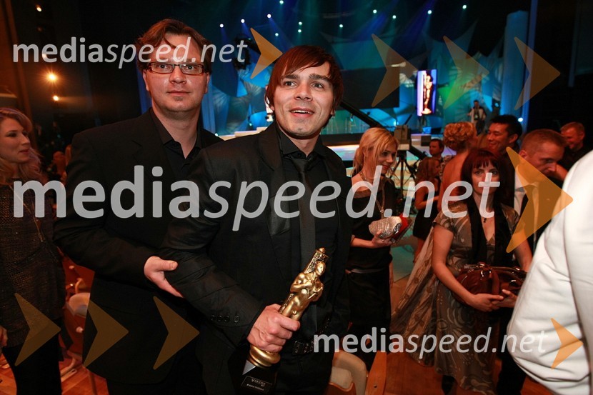 Jurij Zrnec in Lado Bizovičar, voditelja oddaje As ti tud not paduViktorji 2007, rdeča preproga, zakulisje, after party