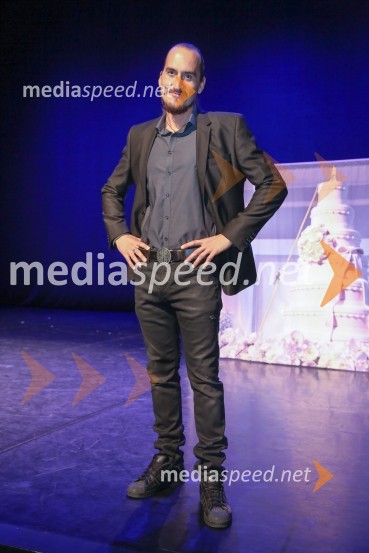  Vid  Valič, stand-up komik, voditeljTvoj bodoči bivši mož, komedija Vida Valiča