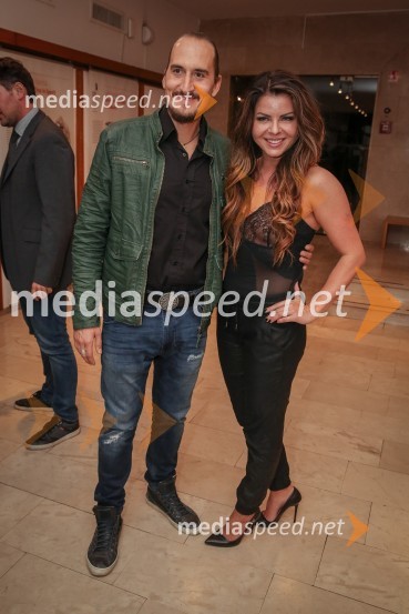  Vid  Valič, stand-up komik, voditelj;  Neža Buh-Neisha, glasbenicaTvoj bodoči bivši mož, komedija Vida Valiča