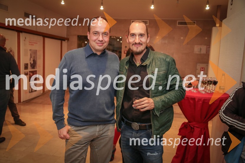  ... ;  Vid  Valič, stand-up komik, voditeljTvoj bodoči bivši mož, komedija Vida Valiča