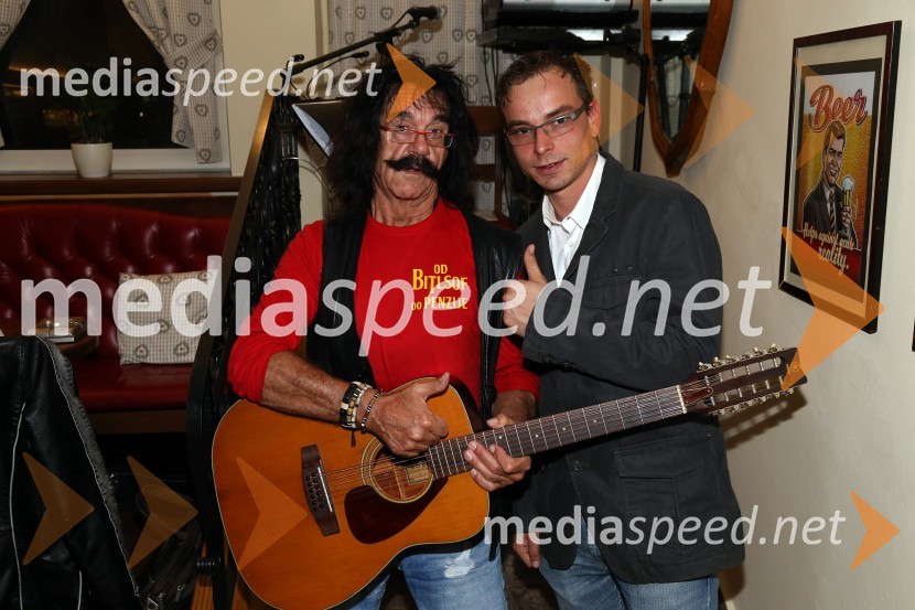  Slavko Kovačič-Spidi, glasbenik;  ... Od Bitlsof do penzije v kavarni Plac