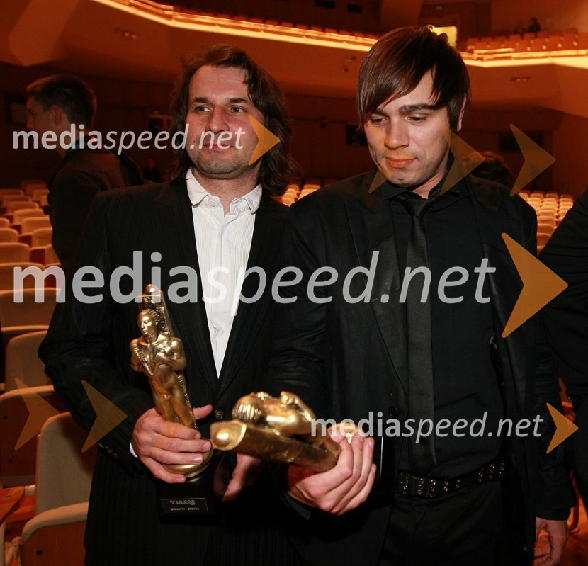 Marko Pokorn, scenarist televizijske oddaje Naša mala klinika in Lado Bizovičar, voditelj oddaje As ti tud not paduViktorji 2007, rdeča preproga, zakulisje, after party